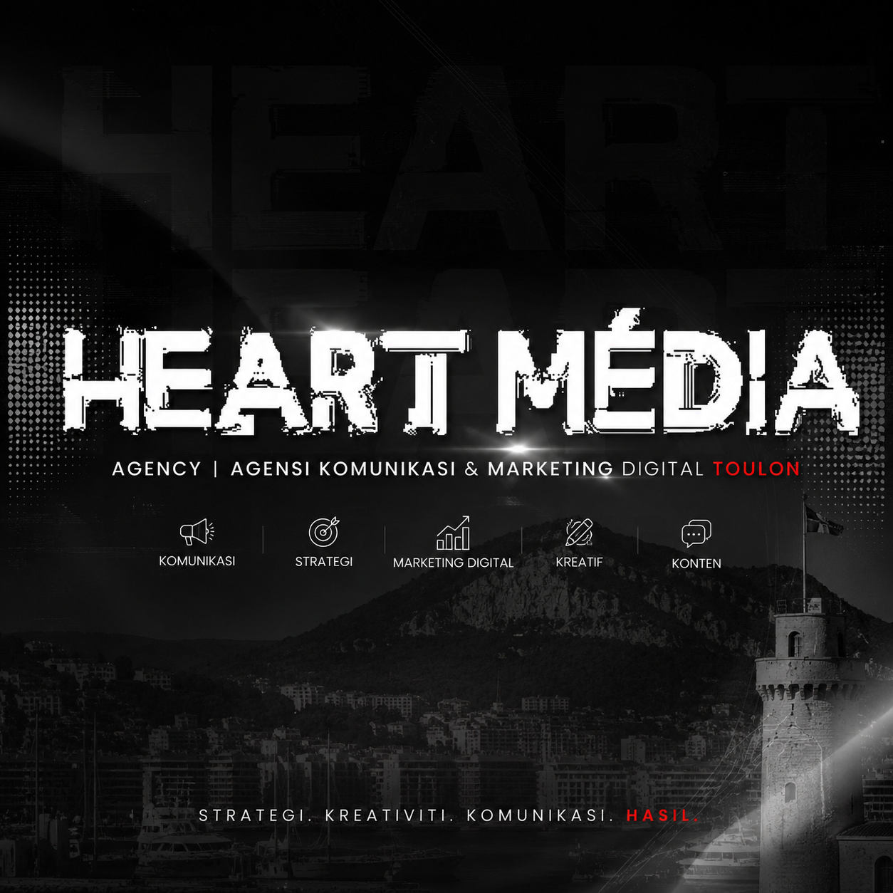 Tim Heart Media Agency bekerja bersama di kantor modern